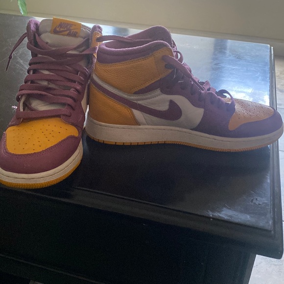 Jordan 1s Man size 7 good condition - Picture 2 of 3